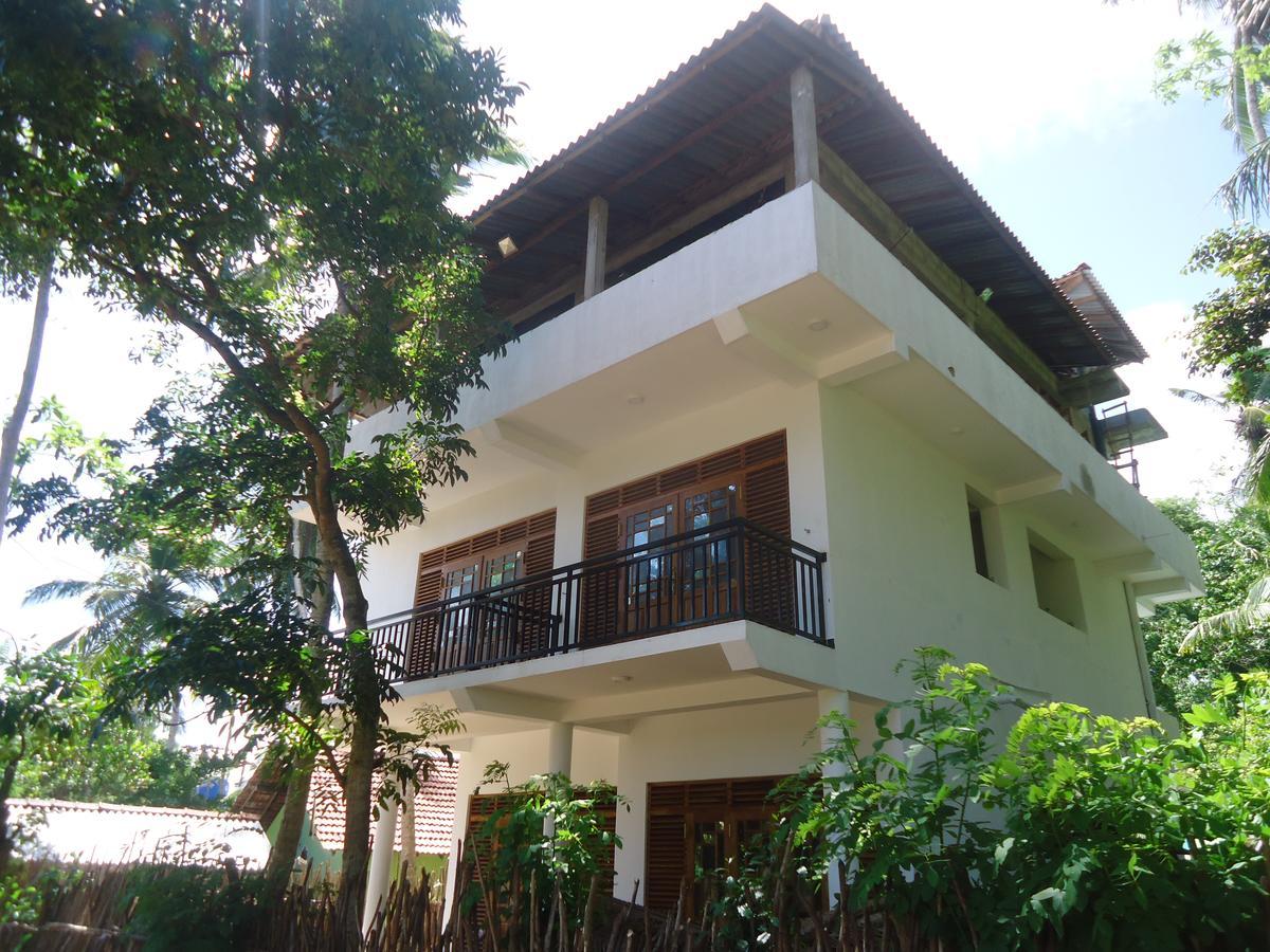 Bed and Breakfast Hiriketiya White House Dikwella Exterior foto