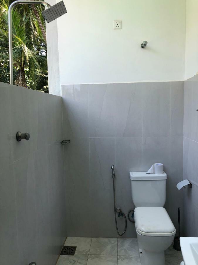 Bed and Breakfast Hiriketiya White House Dikwella Exterior foto